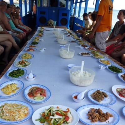 Nha Trang - Iles repas sur le bateau