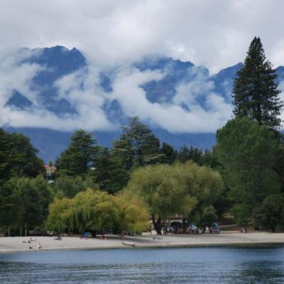 Queenstown (2)