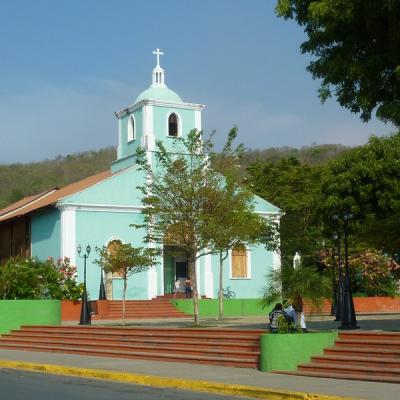 San Juan del Sur - Iglesia y Parque Central